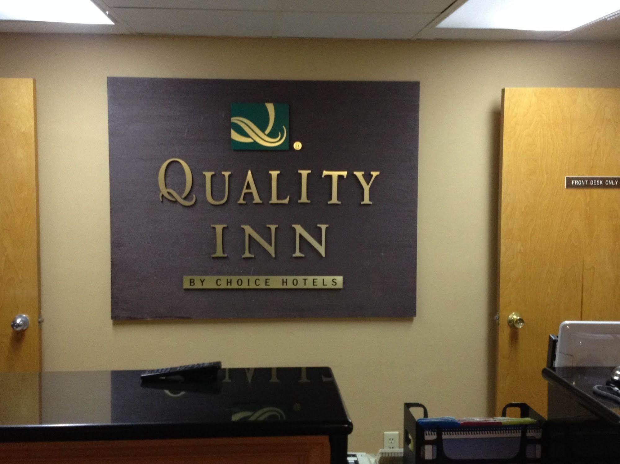 Quality Inn Washington Nc Bagian luar foto